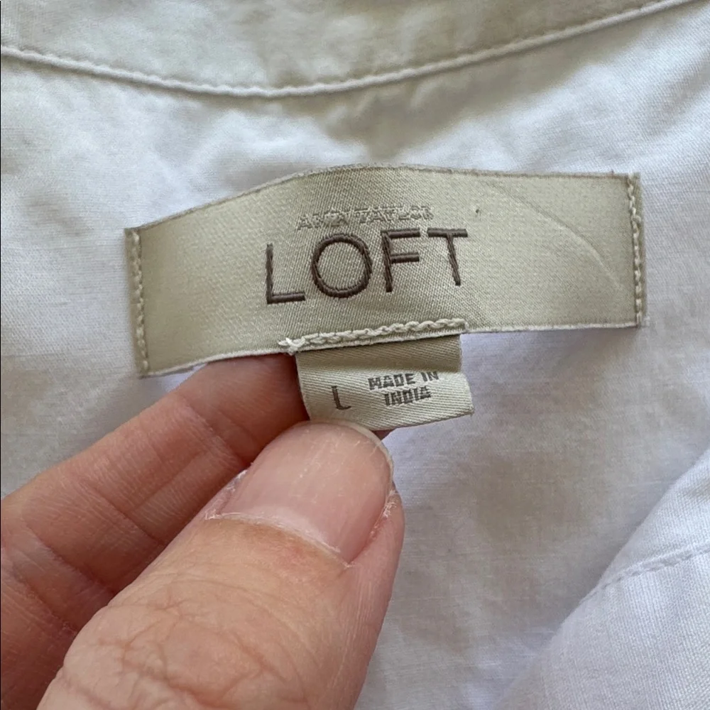 Ann Taylor LOFT white classic single pocket cotton button down dress shirt large